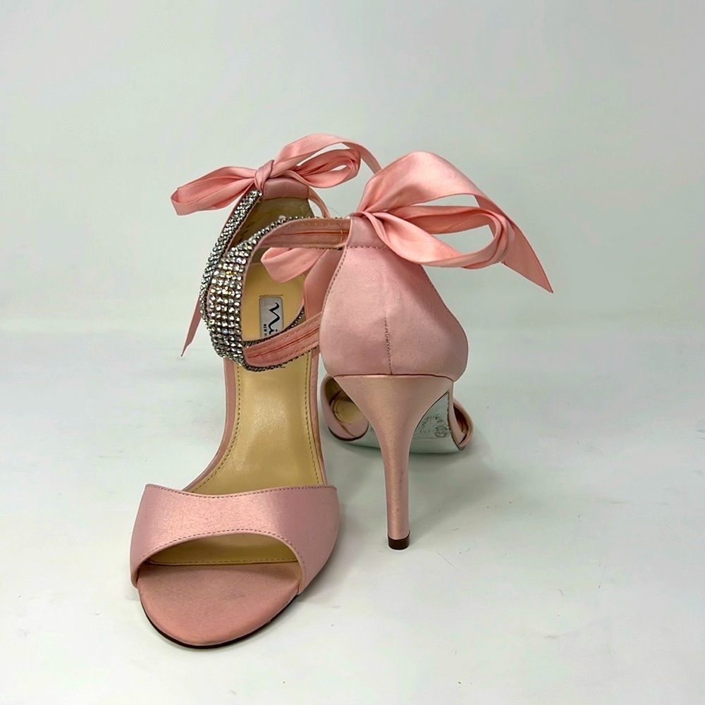 BRAND NEW* Nina Pink Bow tie Heels